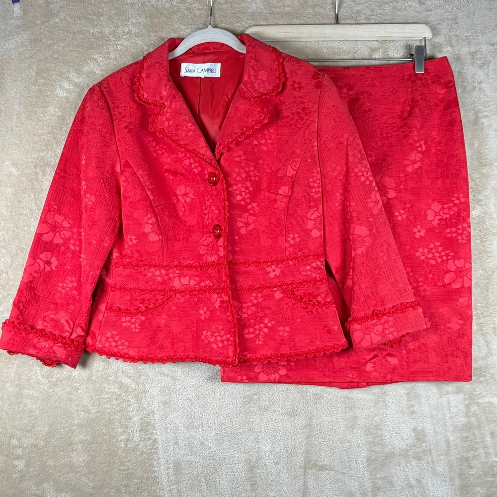 Sara Campbell Red Floral Jacquard Skirt Suit Set Blazer Skirt Made in USA Med